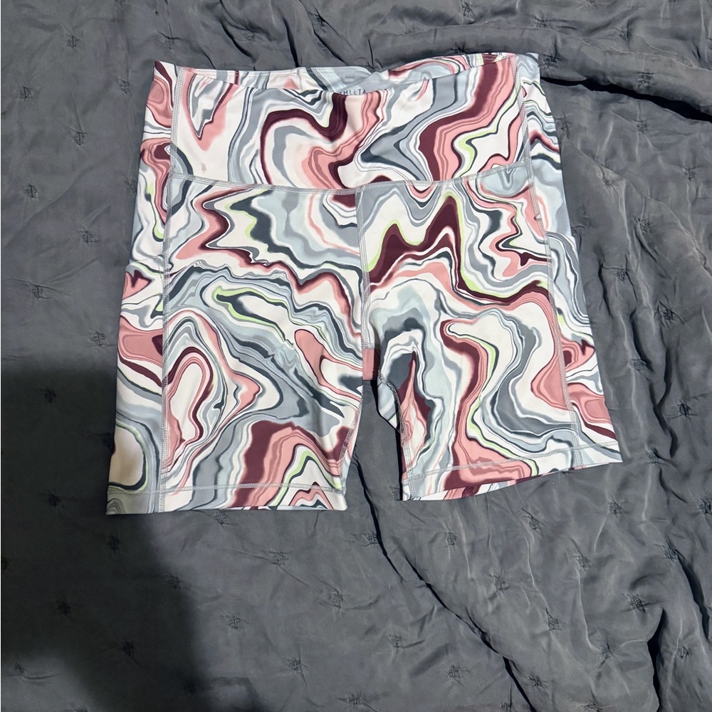 Athleta Ultimate Stash Pocket Marbled Printed 7" Biker Shorts